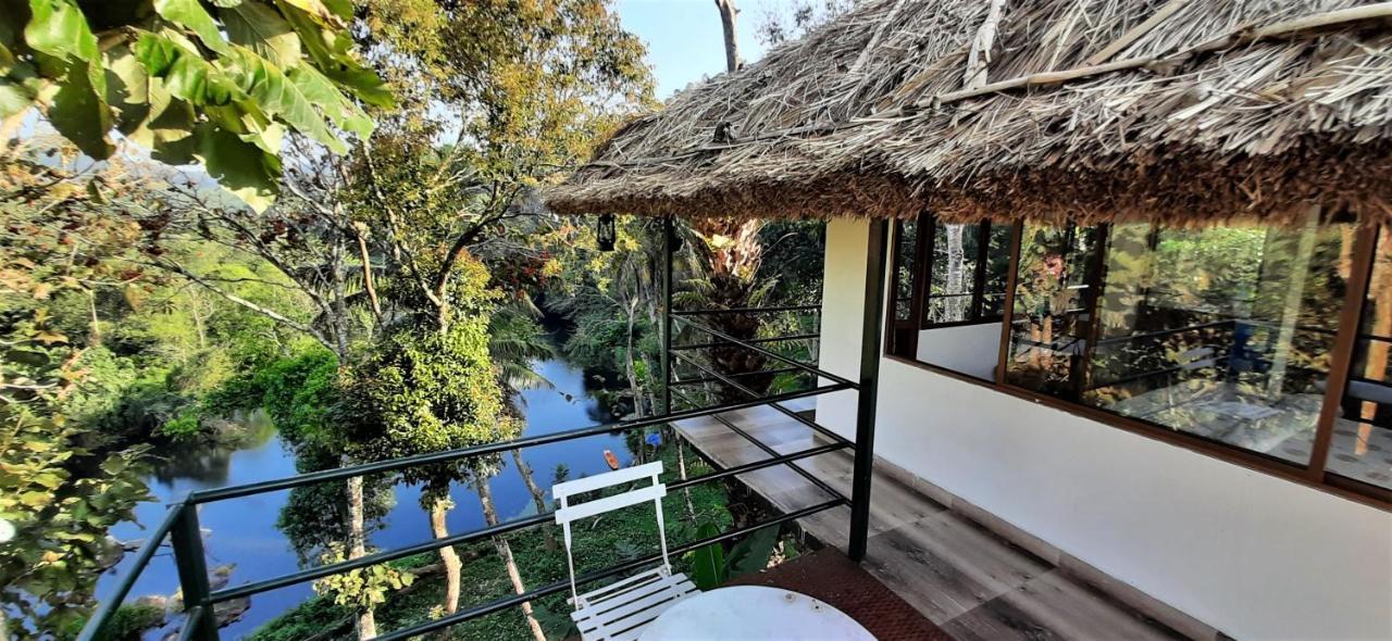 Noah'S Nest Tree House Apartment เทกคาดี ภายนอก รูปภาพ